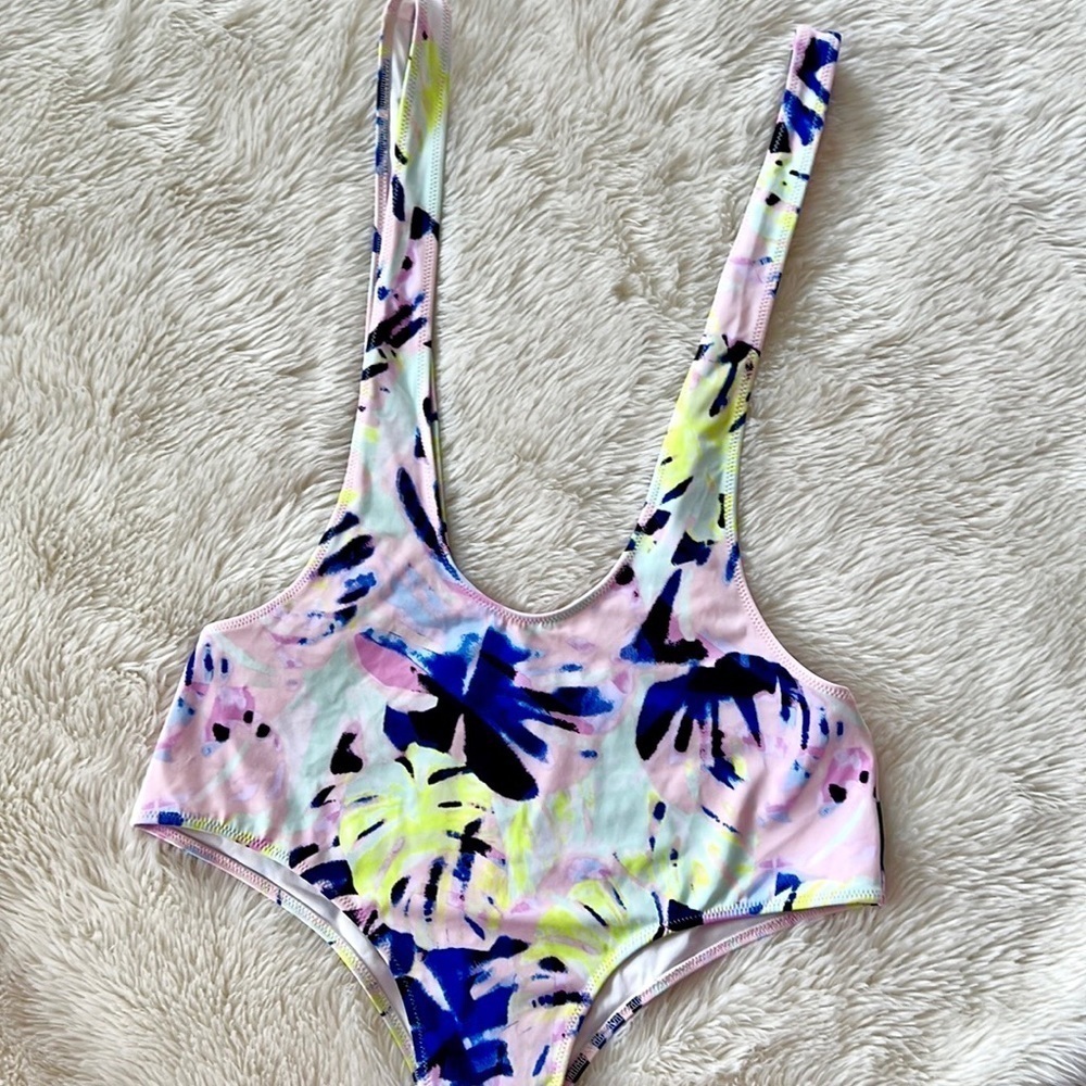 Rare Victoria’s Secret Suspender Bikini Bottoms